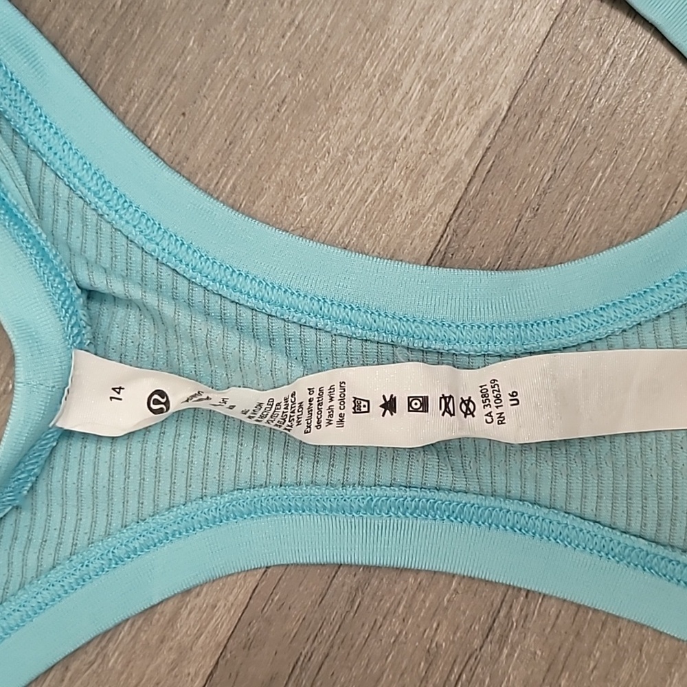 Lululemon Swiftly Tech Racerback Tank 2.0 in Icing Blue Size 14 Like new - Picture 3 of 7